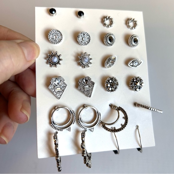 Silver Tone Earrings Lot of 13 Pierced Earrings - Picture 4 of 7